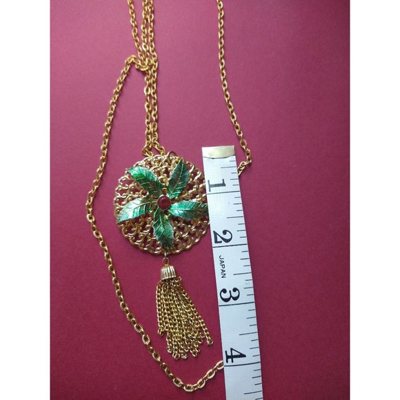Vintage Gold Tone Holly Multi Strand Necklace Christmas Holiday Estate Jewelry - Picture 5 of 6